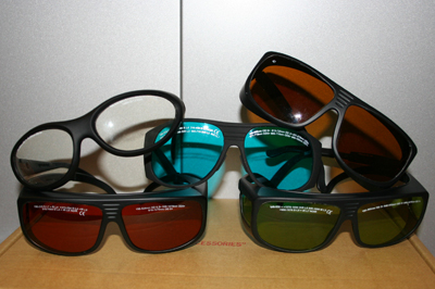 Okulary ochronne do różnych typów laserów oraz źródeł promieniowania UV